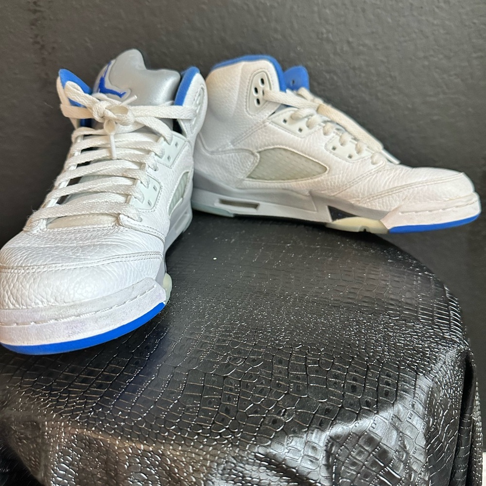 White and Blue Sneakers - Picture 1 of 3